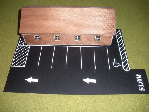 Scale parking lot - ho,